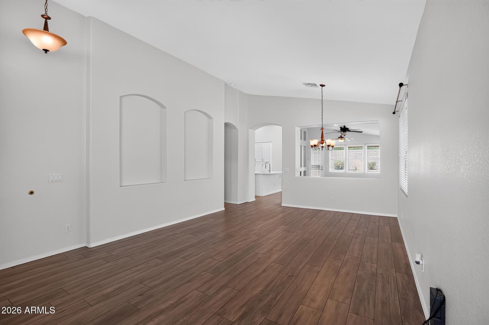 20808 N 70th Drive, Glendale, AZ 85308 — photo 4 of 25