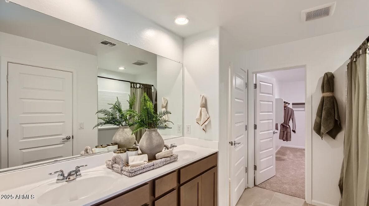 9614 W Mitchell Drive, Phoenix, AZ 85037 — photo 12 of 27