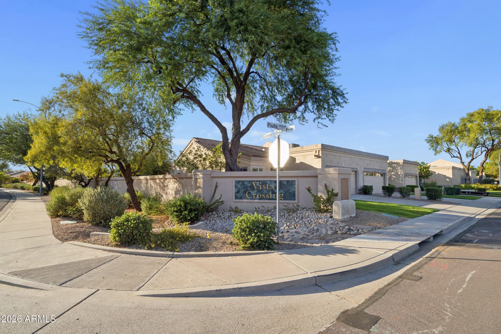 8890 W Piute Avenue, Peoria, AZ 85382 — photo 3 of 41