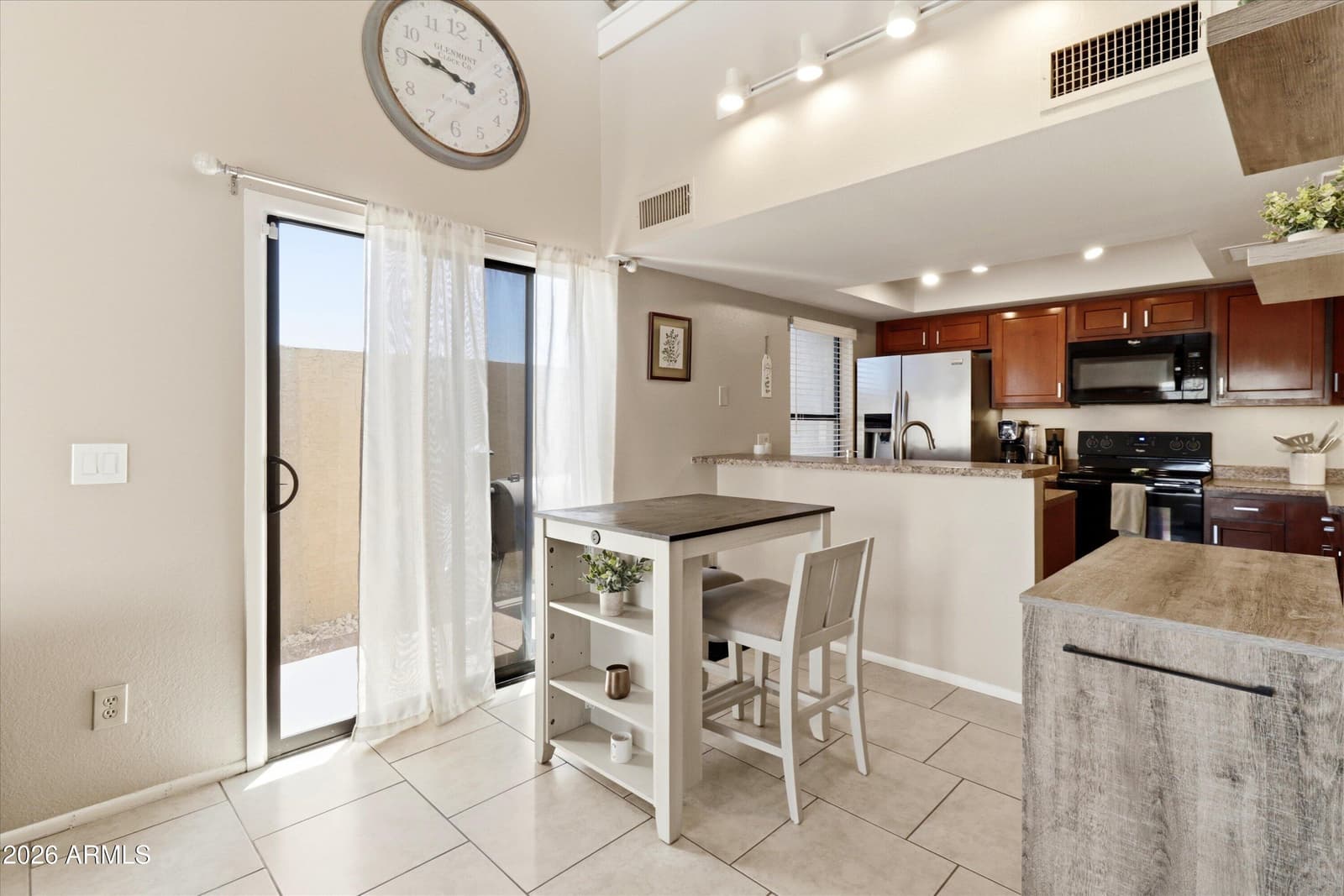 816 E Morningside Drive, Phoenix, AZ 85022 — photo 5 of 21