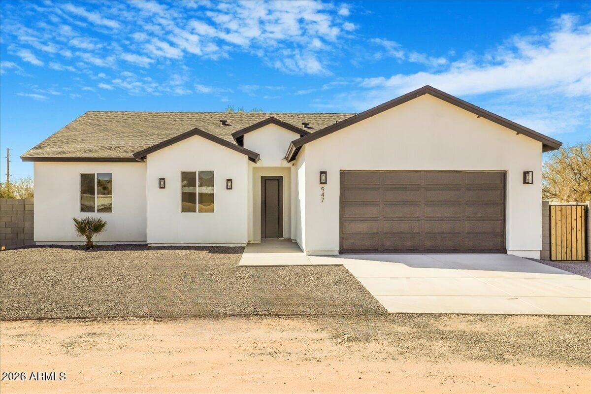 353 N 80th Street, Mesa, AZ 85207 — photo 1 of 49