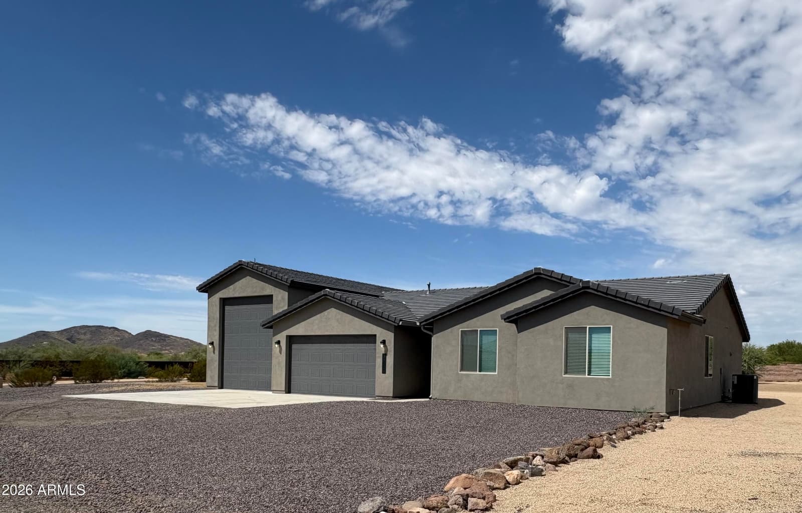 39026 N 9th Avenue, Phoenix, AZ 85086 — photo 1 of 25