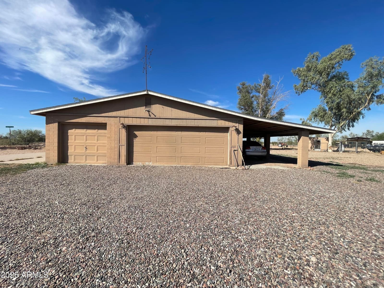 7794 W Lake Erie Drive, Casa Grande, AZ 85194 — photo 4 of 32