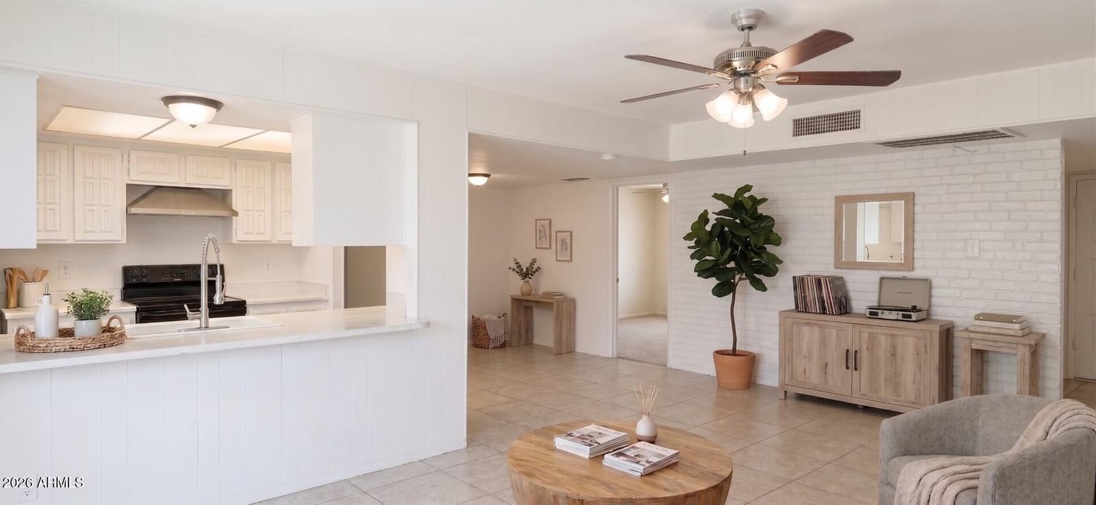6738 W Denton Lane, Glendale, AZ 85303 — photo 10 of 27