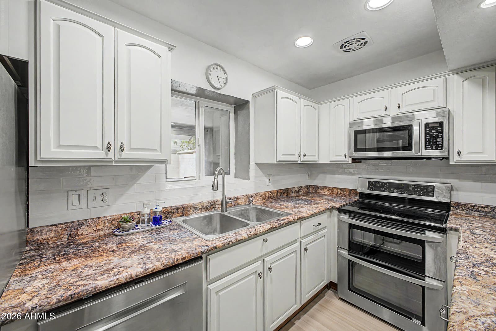 814 N 82nd Street G5, Scottsdale, AZ 85257 — photo 10 of 25
