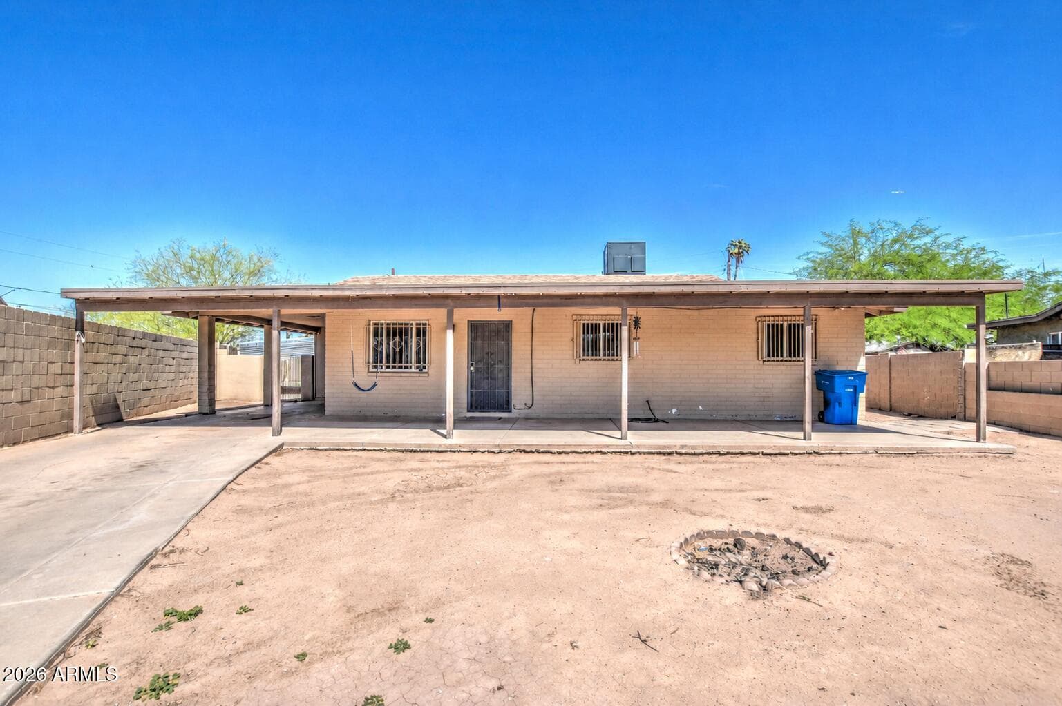 3750 W Chipman Road, Phoenix, AZ 85041 — photo 1 of 9
