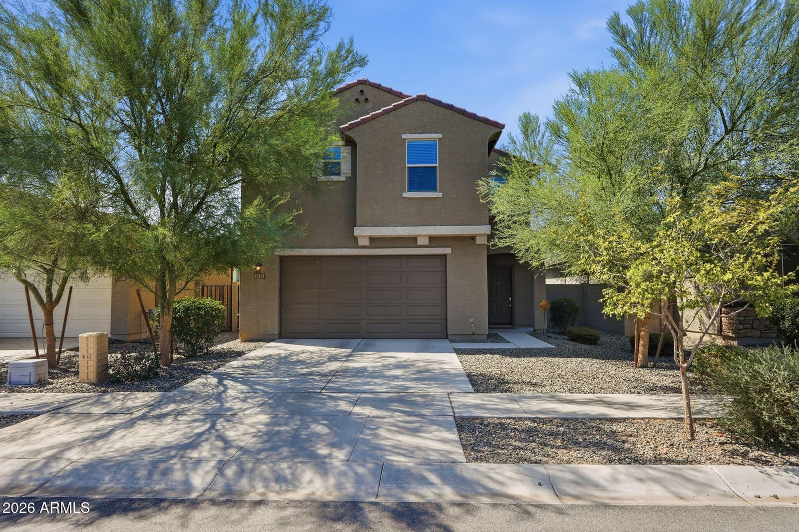 6835 W Getty Drive, Phoenix, AZ 85043 — photo 1 of 50