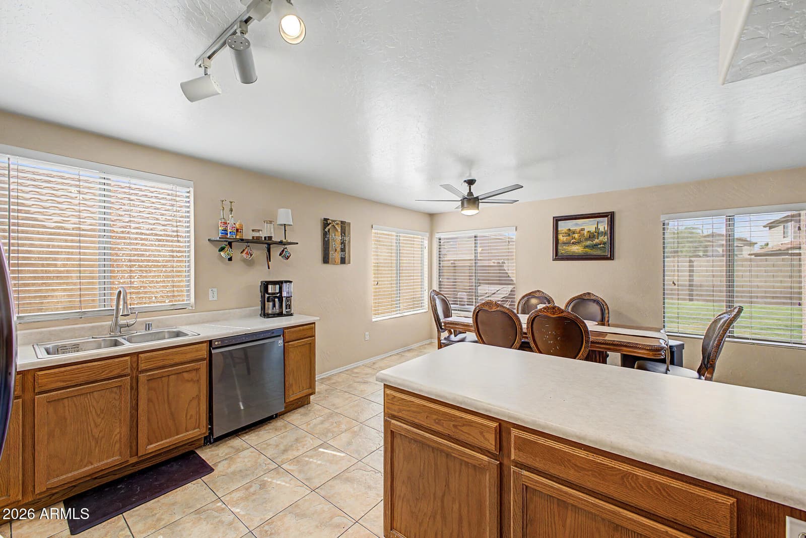9304 W Carol Avenue, Peoria, AZ 85345 — photo 11 of 31