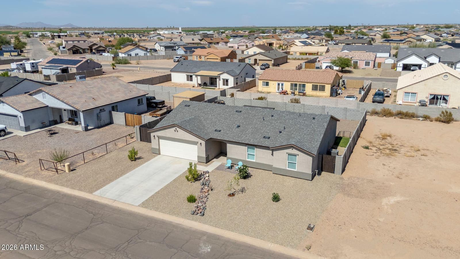 13615 S Silent Road, Arizona City, AZ 85123 — photo 3 of 44