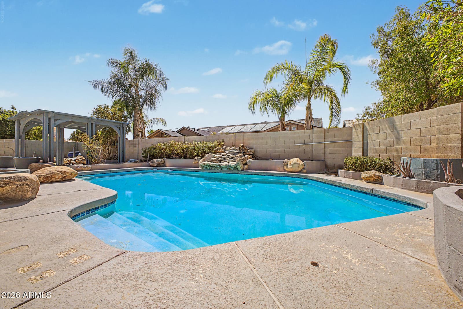 9139 W Paradise Lane, Peoria, AZ 85382 — photo 8 of 29