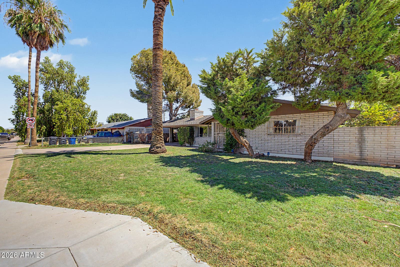 407 E 8th Street, Mesa, AZ 85203 — photo 3 of 44