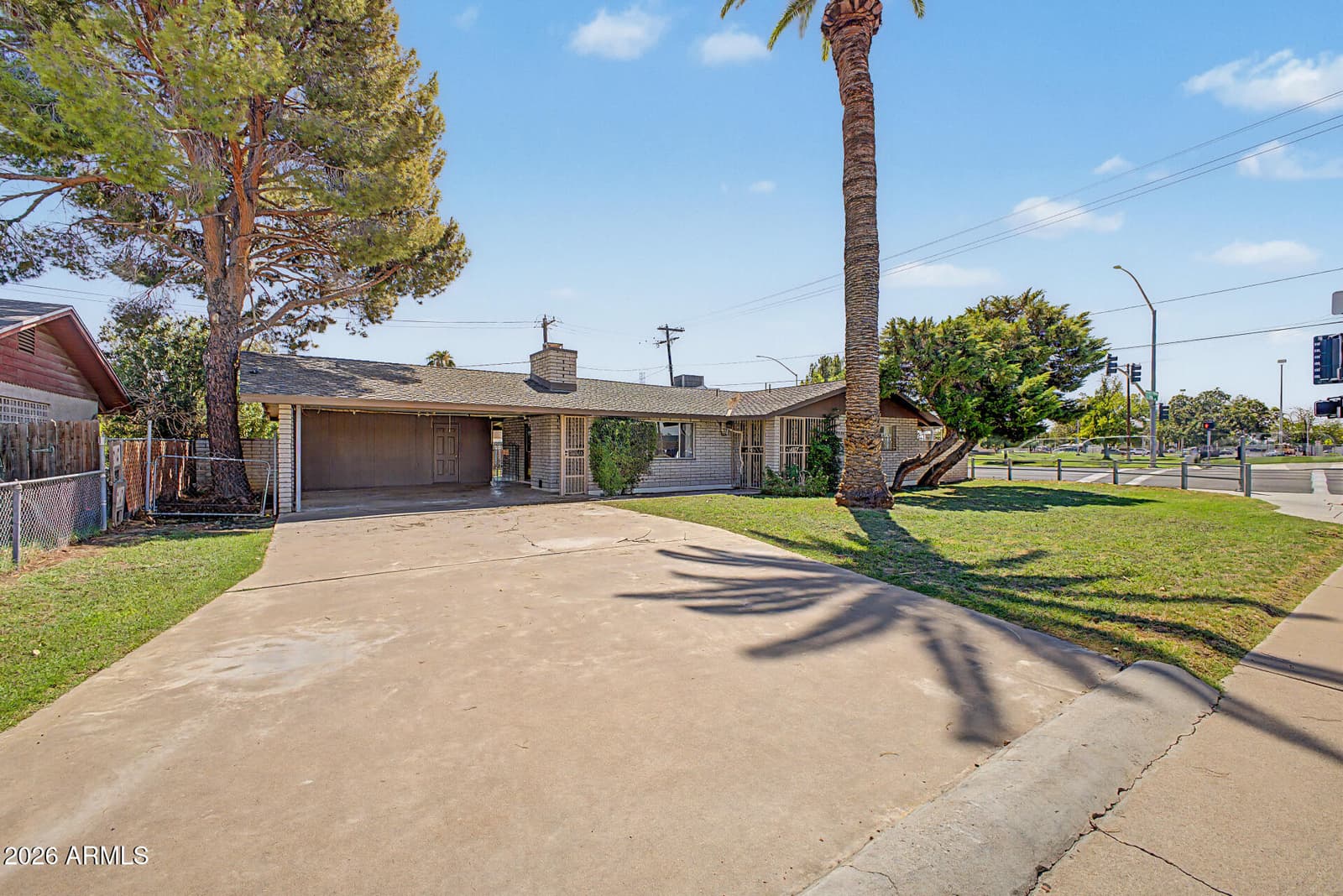 407 E 8th Street, Mesa, AZ 85203 — photo 5 of 44