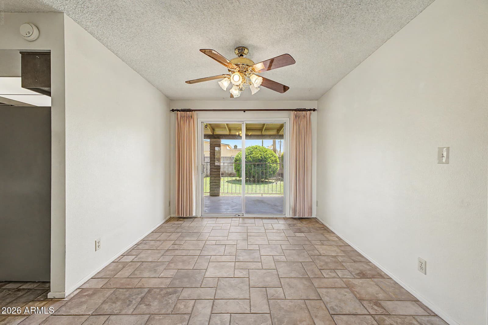 407 E 8th Street, Mesa, AZ 85203 — photo 14 of 44