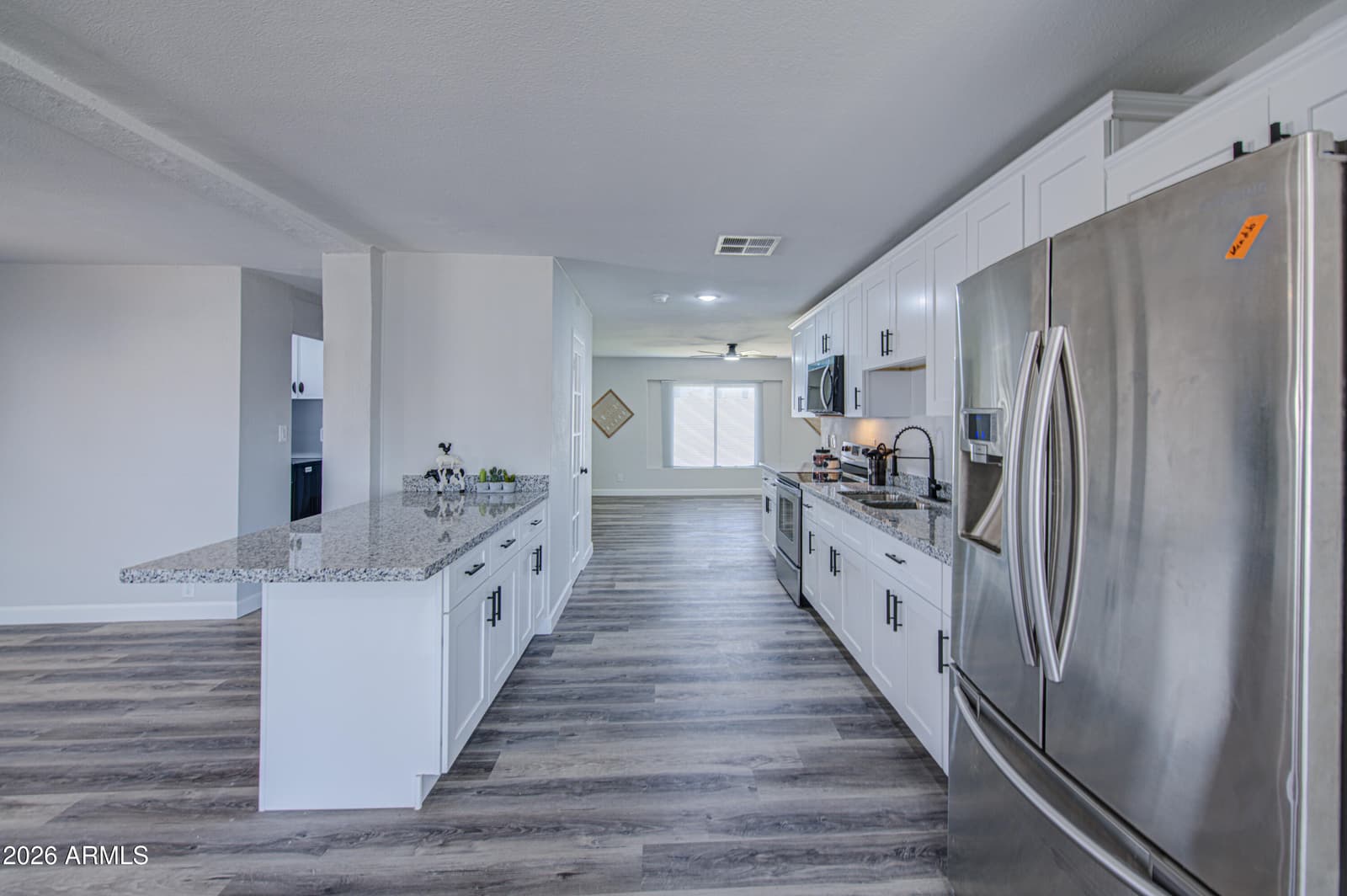6853 N 36th Drive, Phoenix, AZ 85019 — photo 14 of 44
