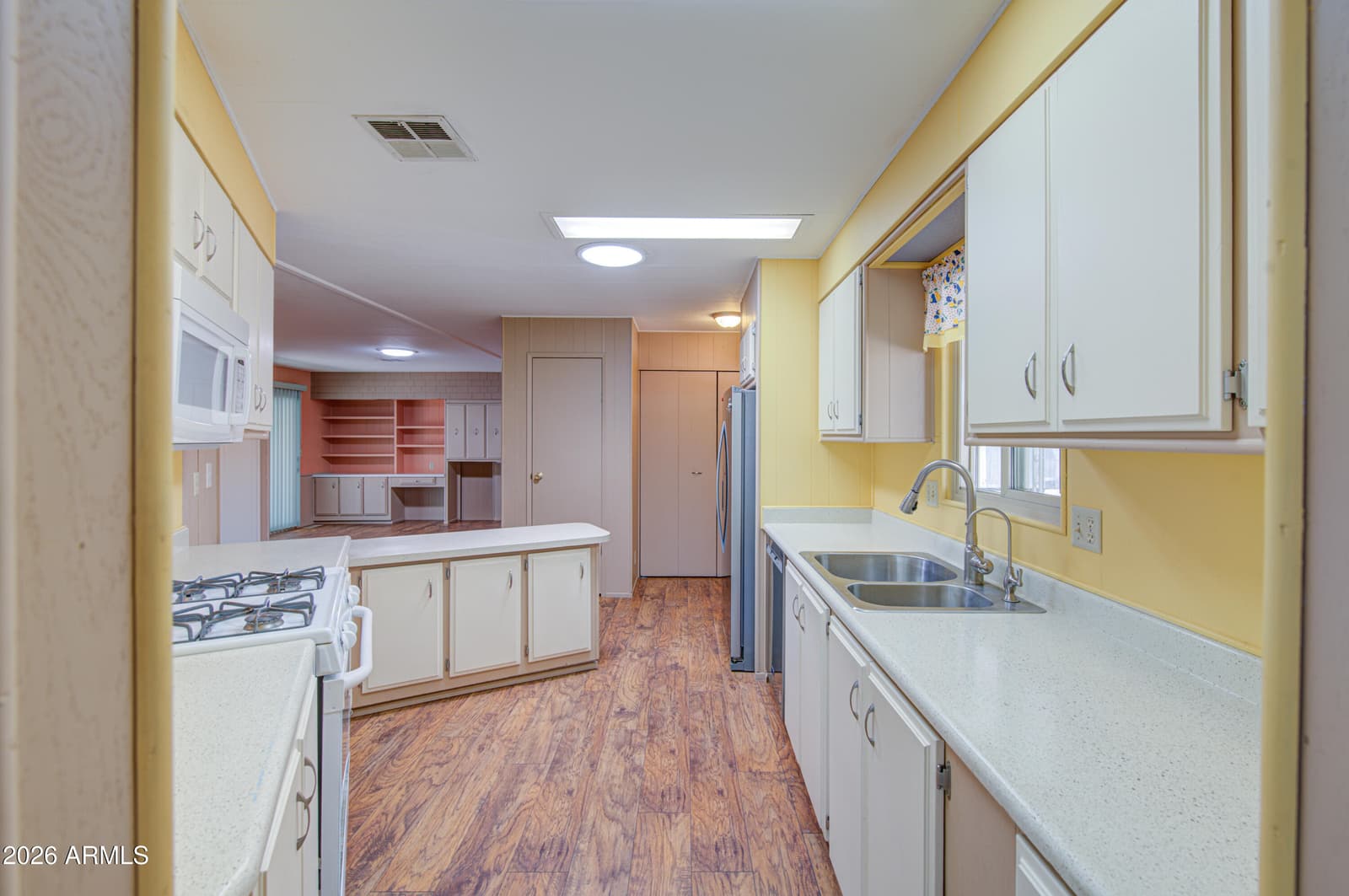 7303 E Baywood Avenue, Mesa, AZ 85208 — photo 12 of 36