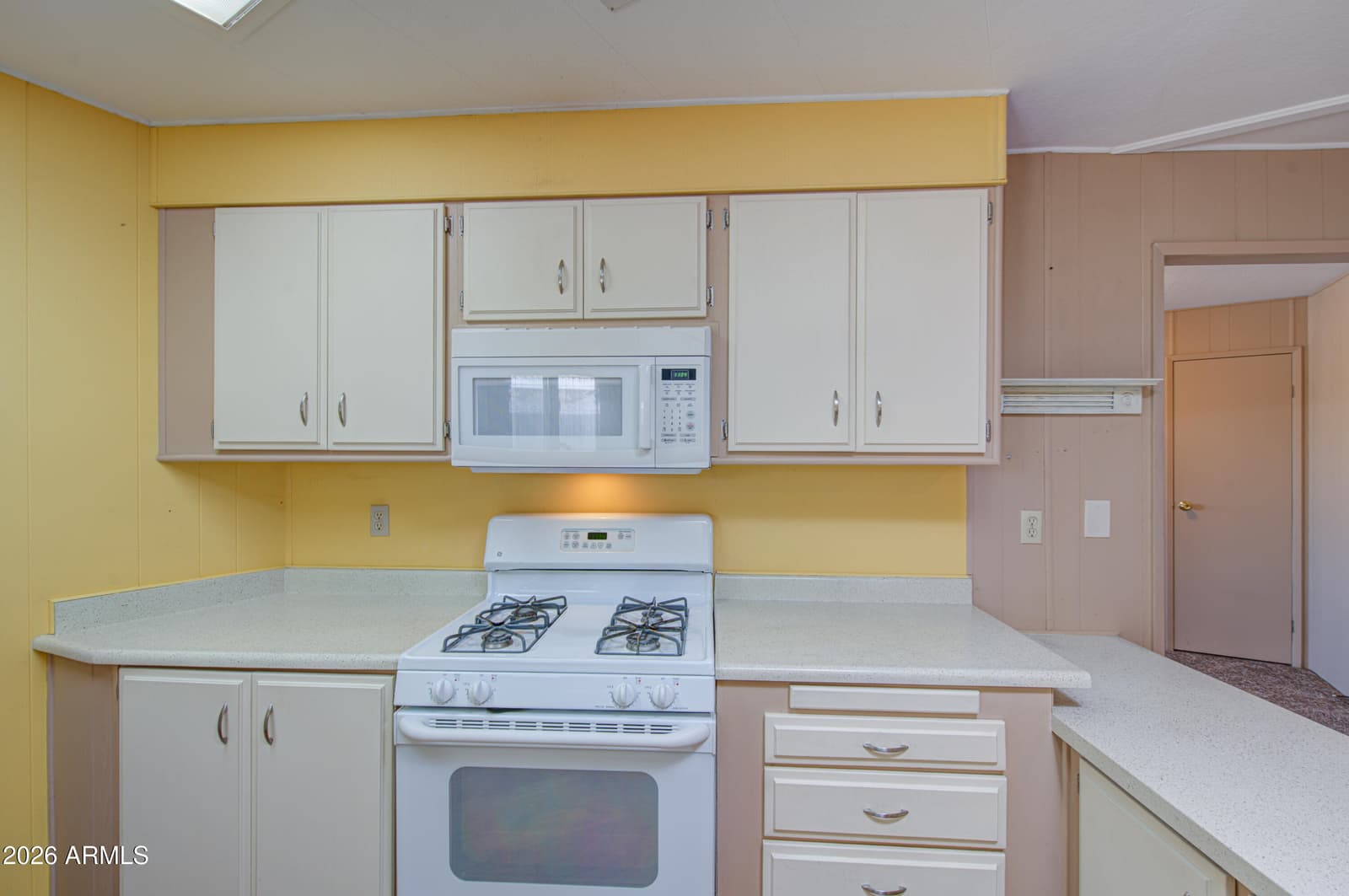7303 E Baywood Avenue, Mesa, AZ 85208 — photo 13 of 36