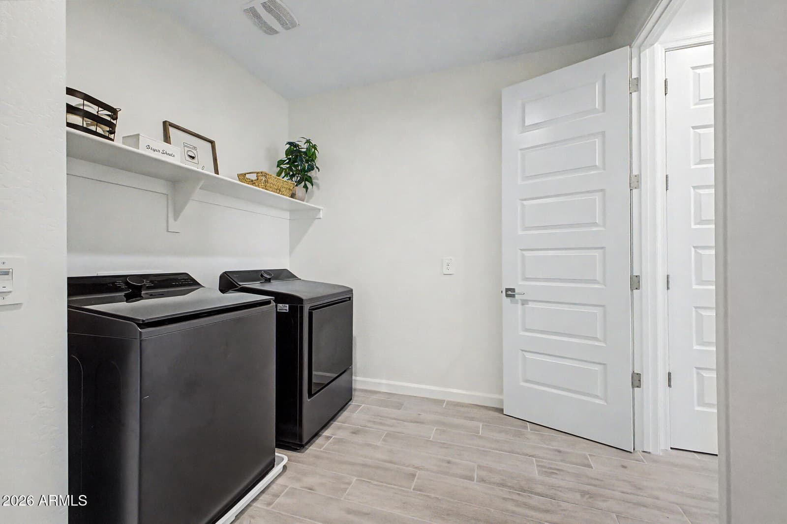 5956 E Sinclair Street, Phoenix, AZ 85054 — photo 44 of 60