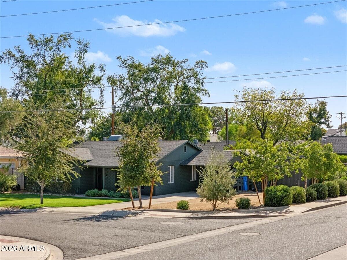 4446 N 33rd Place, Phoenix, AZ 85018 — photo 47 of 49