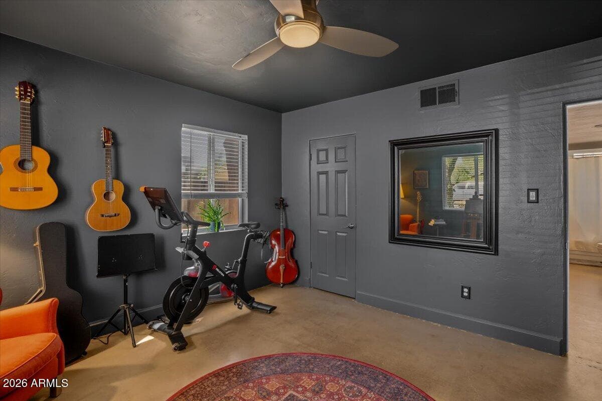 4446 N 33rd Place, Phoenix, AZ 85018 — photo 14 of 49