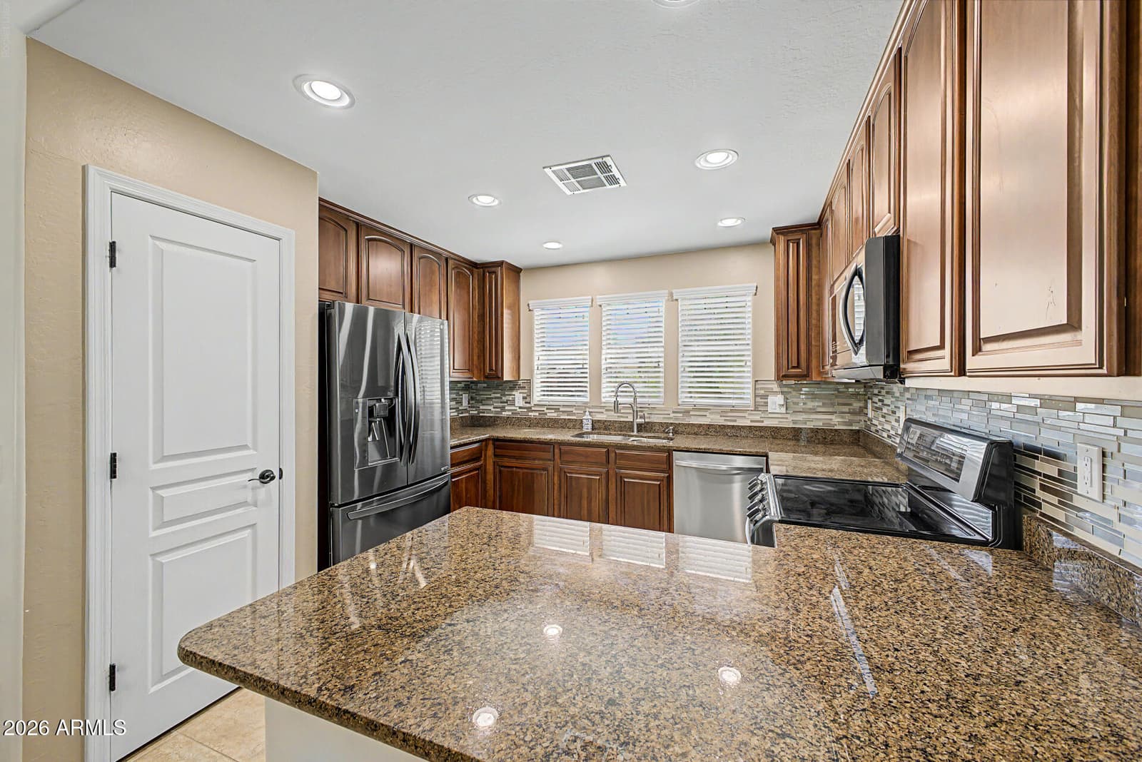 4038 E Expedition Way, Phoenix, AZ 85050 — photo 16 of 54