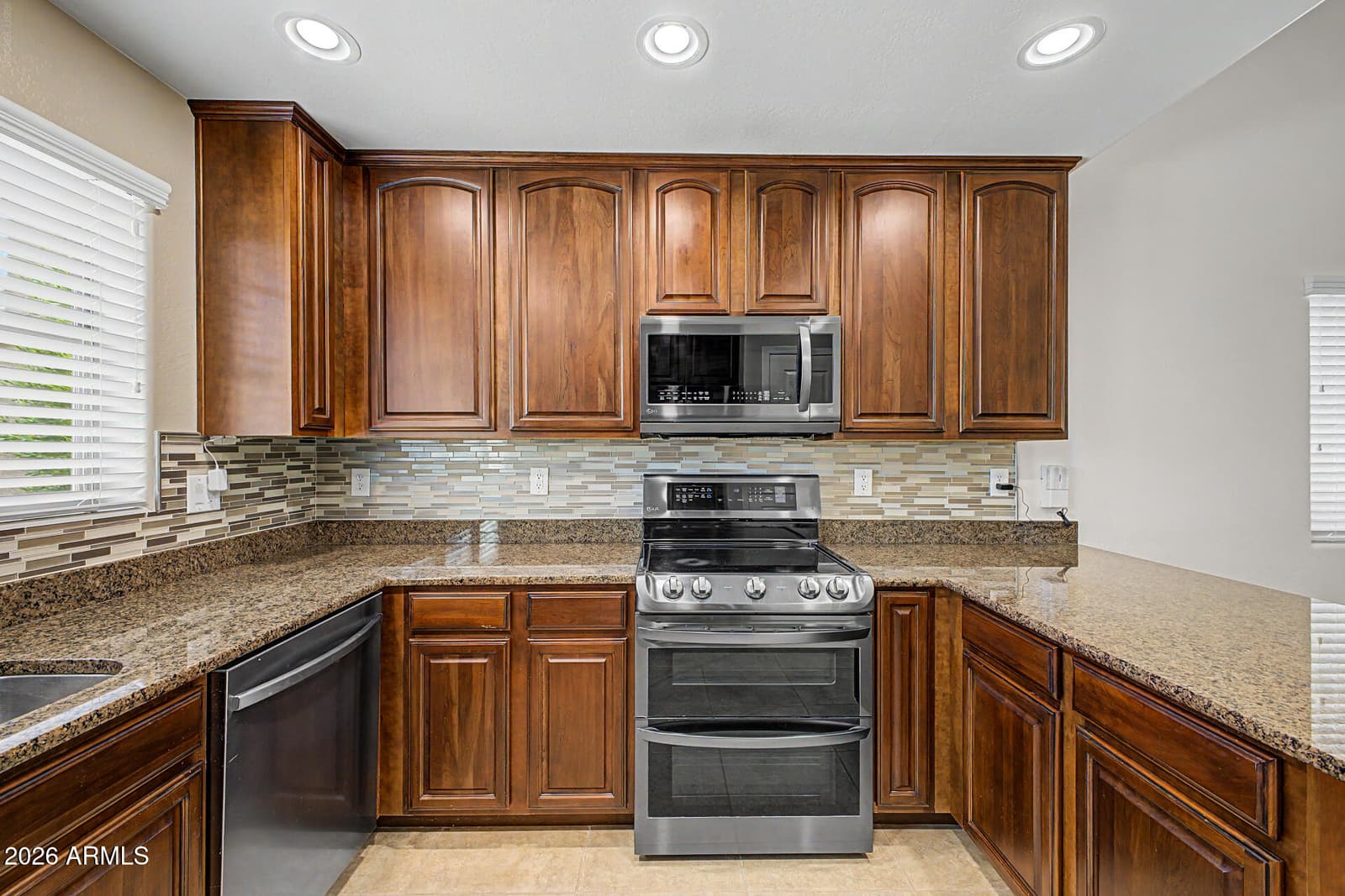 4038 E Expedition Way, Phoenix, AZ 85050 — photo 17 of 54