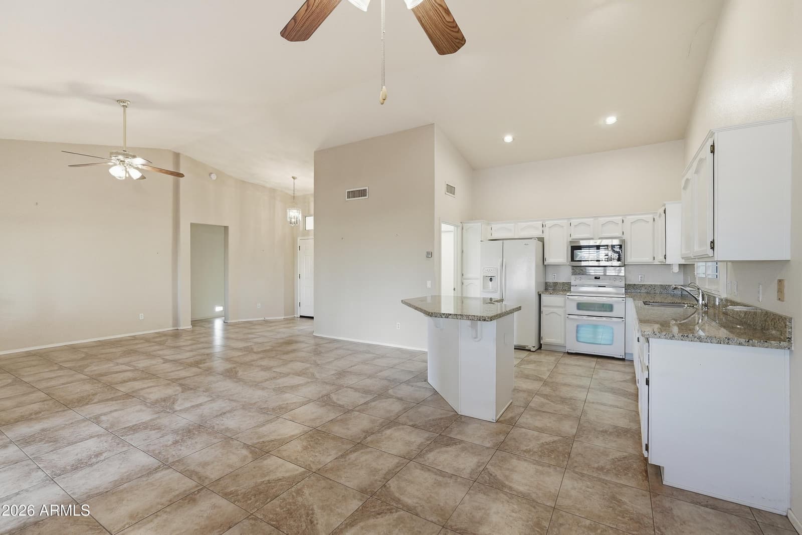 3859 N 150th Lane, Goodyear, AZ 85395 — photo 4 of 34