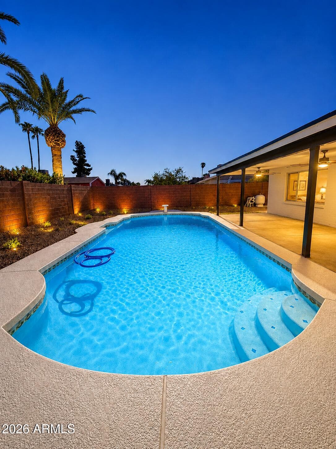 2934 W Hartford Drive, Phoenix, AZ 85053 — photo 14 of 28