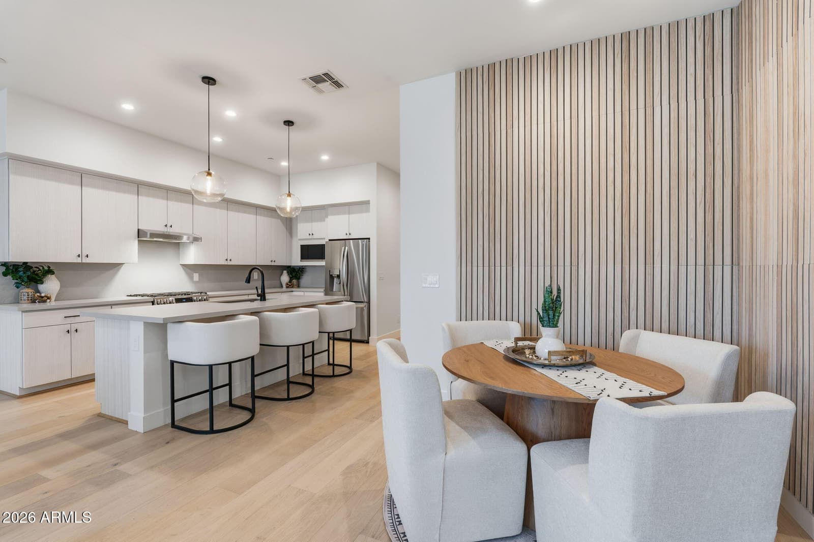5151 N 13th Place 6, Phoenix, AZ 85014 — photo 11 of 46