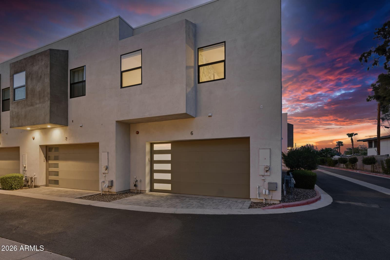 5151 N 13th Place 6, Phoenix, AZ 85014 — photo 4 of 46