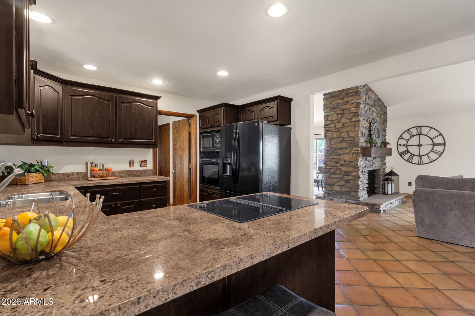 10240 N Demaret Drive, Fountain Hills, AZ 85268 — photo 12 of 41