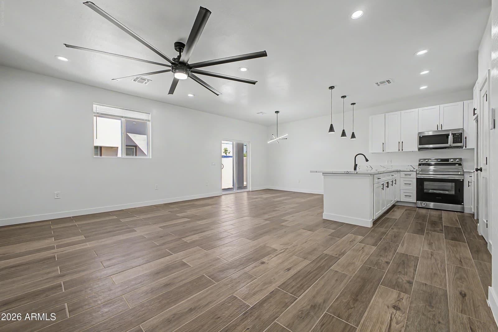 3830 W Latham Street, Phoenix, AZ 85009 — photo 11 of 41