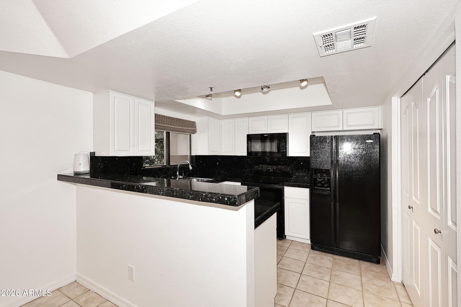 5104 N 32nd Street 348, Phoenix, AZ 85018 — photo 6 of 26