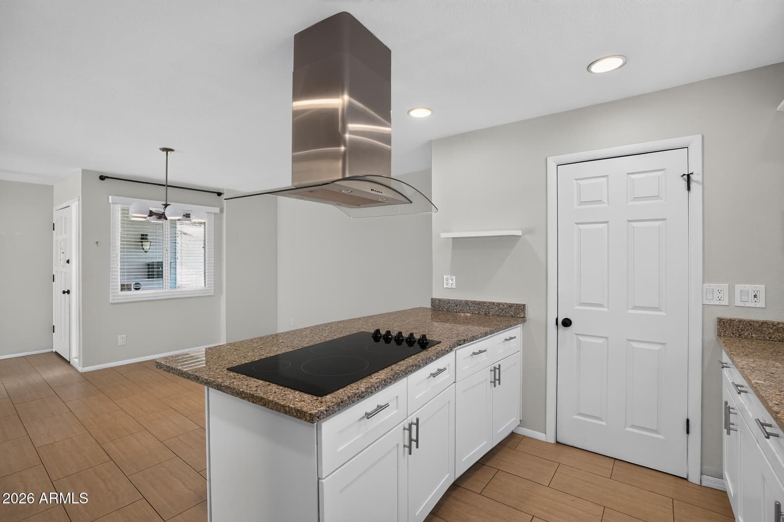 8449 E Jackrabbit Road, Scottsdale, AZ 85250 — photo 11 of 20