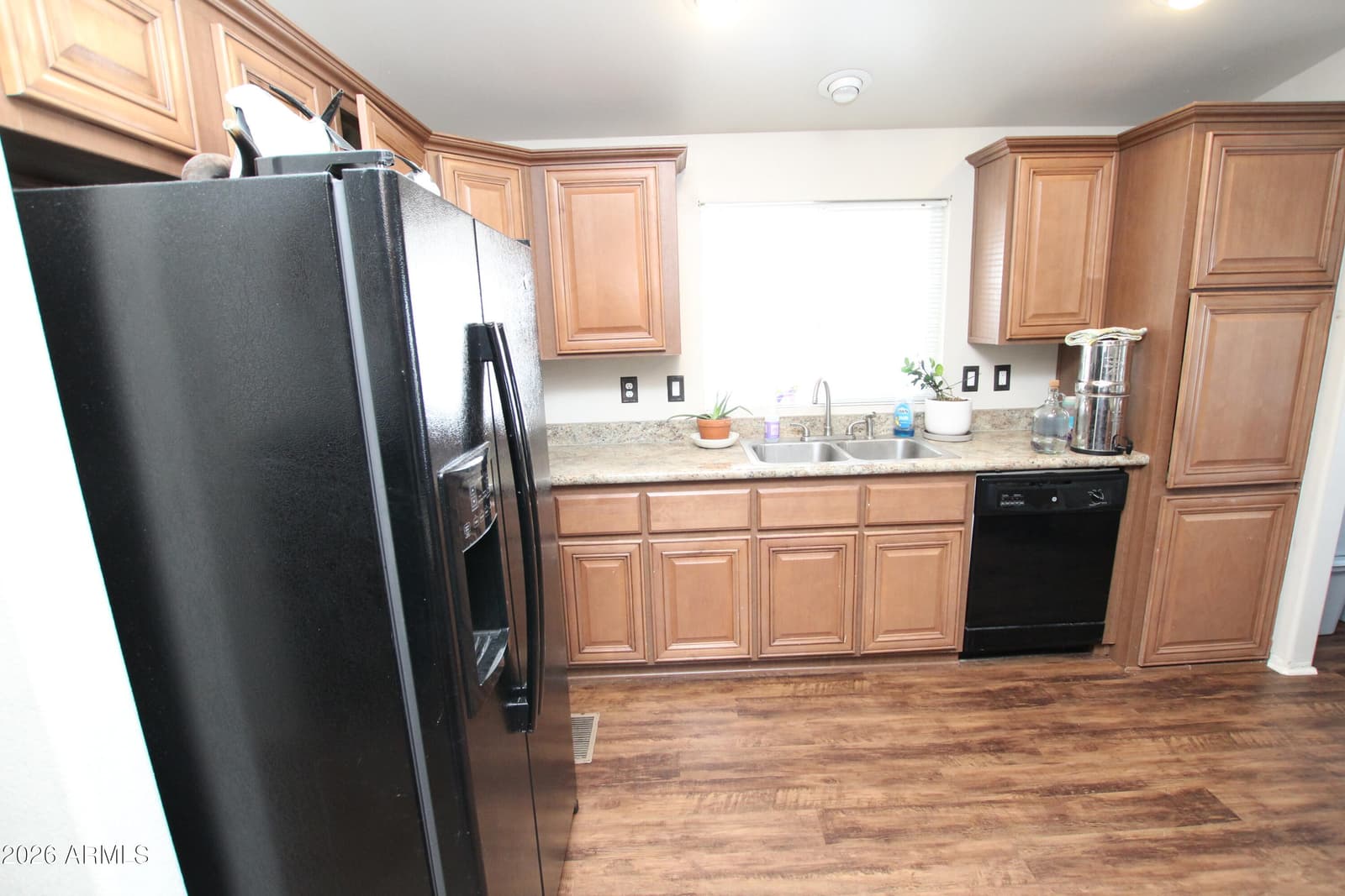 2120 E Bluefield Avenue 136, Phoenix, AZ 85022 — photo 6 of 32
