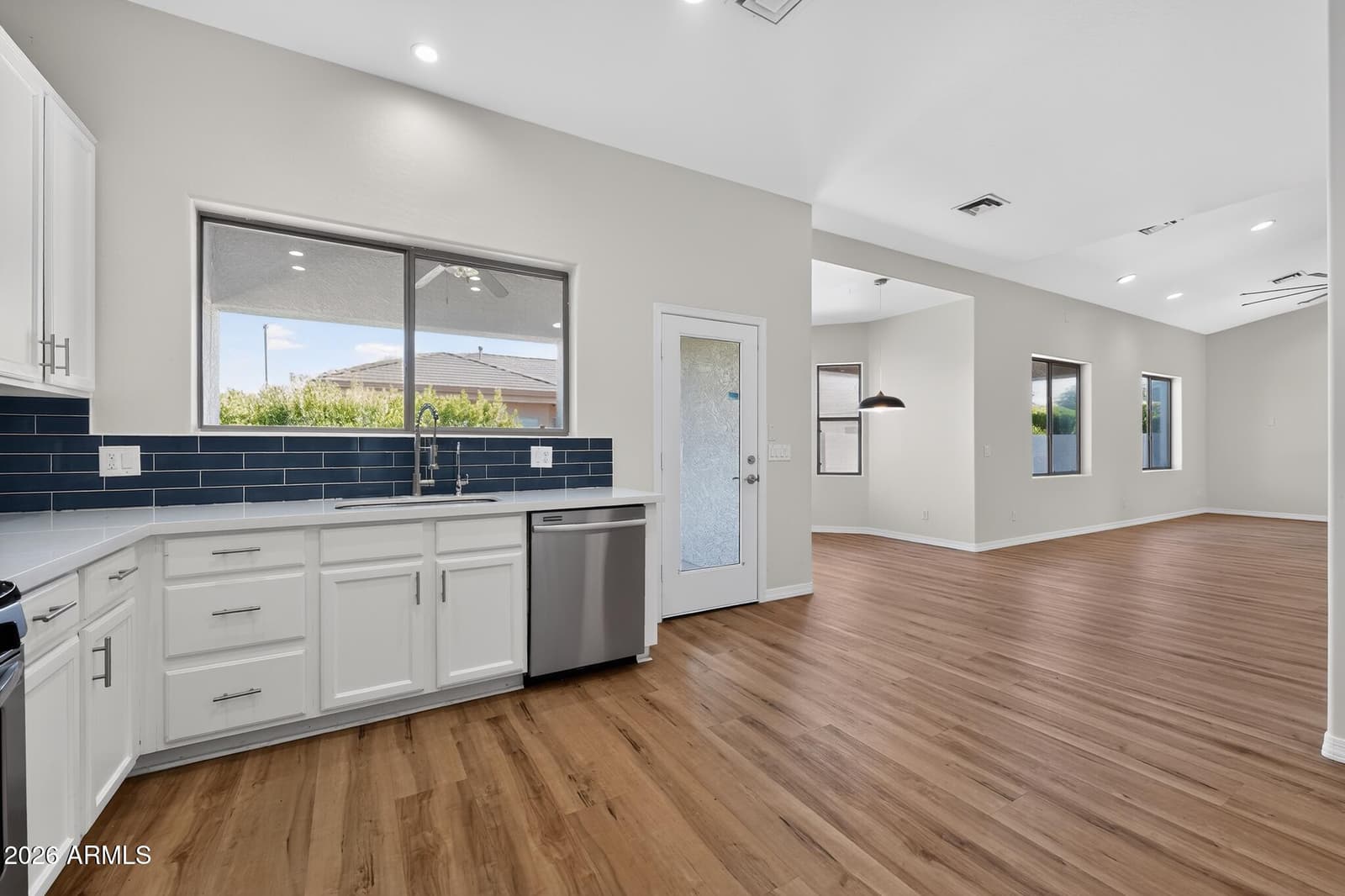 48 E Elgin Street, Gilbert, AZ 85295 — photo 8 of 22