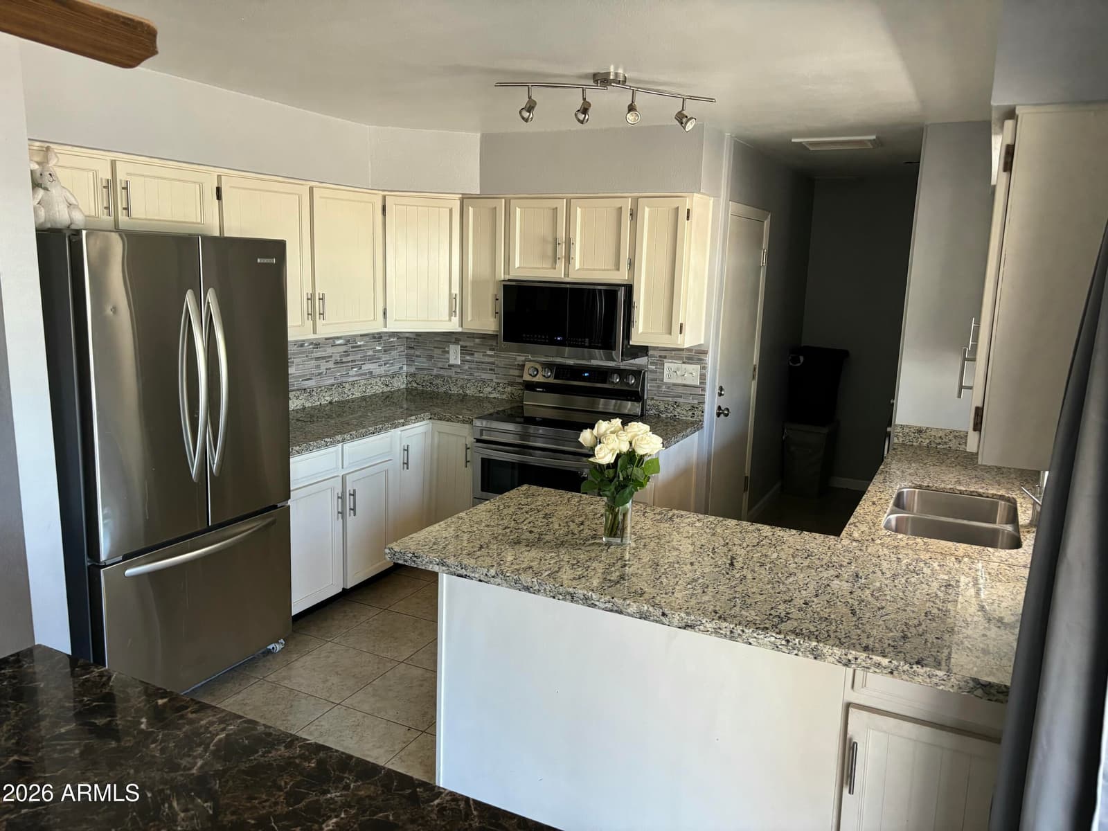 4126 W Sierra Street, Phoenix, AZ 85029 — photo 11 of 33