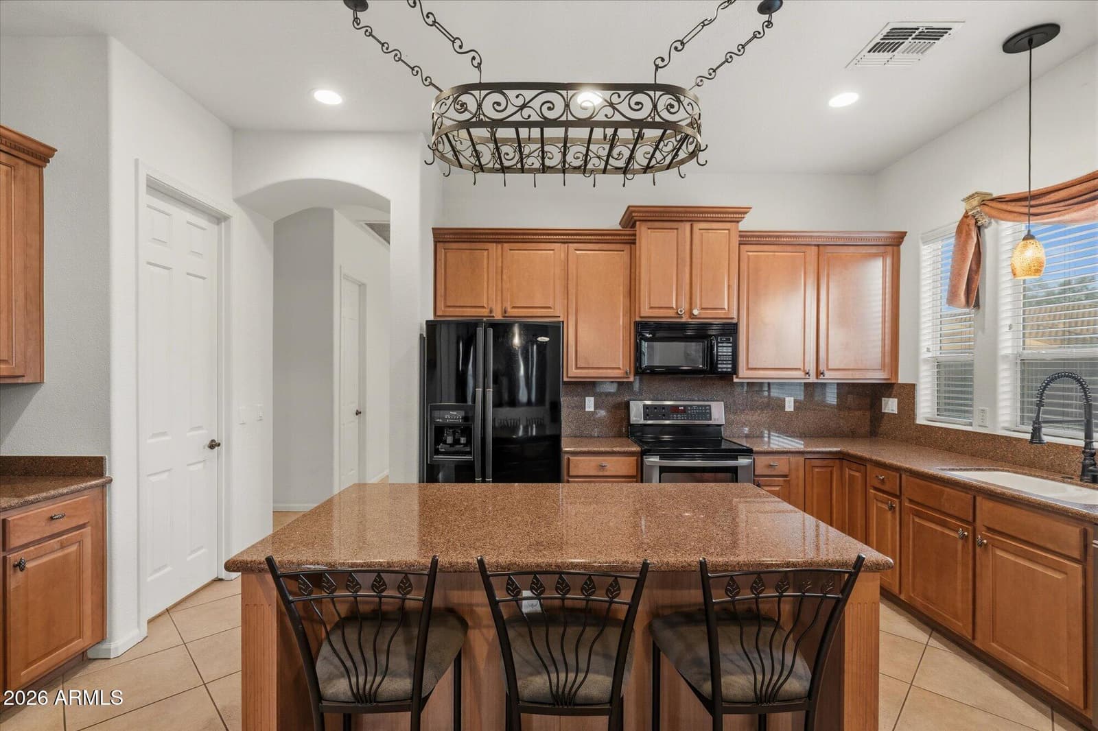 21910 N 79th Avenue, Peoria, AZ 85383 — photo 9 of 49