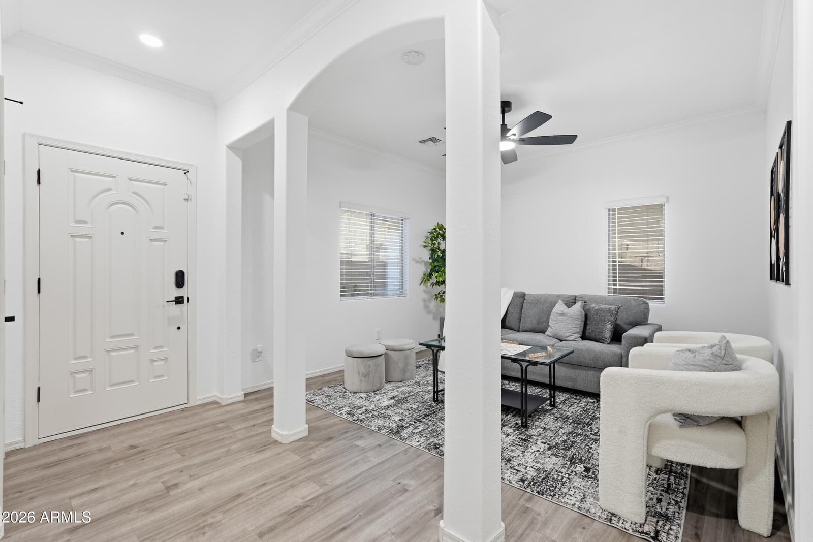 4690 E Laurel Avenue, Gilbert, AZ 85234 — photo 5 of 51