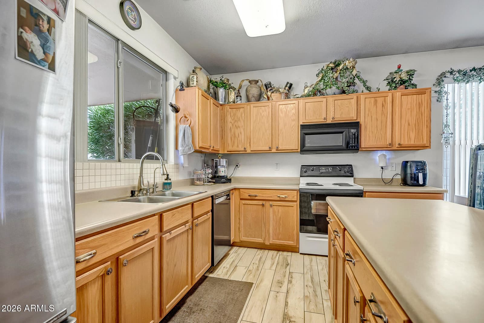 2945 W Goldmine Mountain Drive, San Tan Valley, AZ 85144 — photo 10 of 27