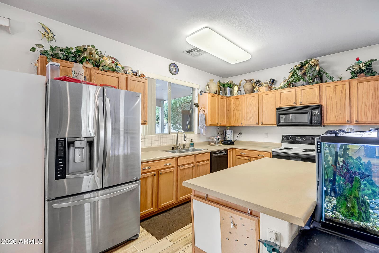2945 W Goldmine Mountain Drive, San Tan Valley, AZ 85144 — photo 9 of 27