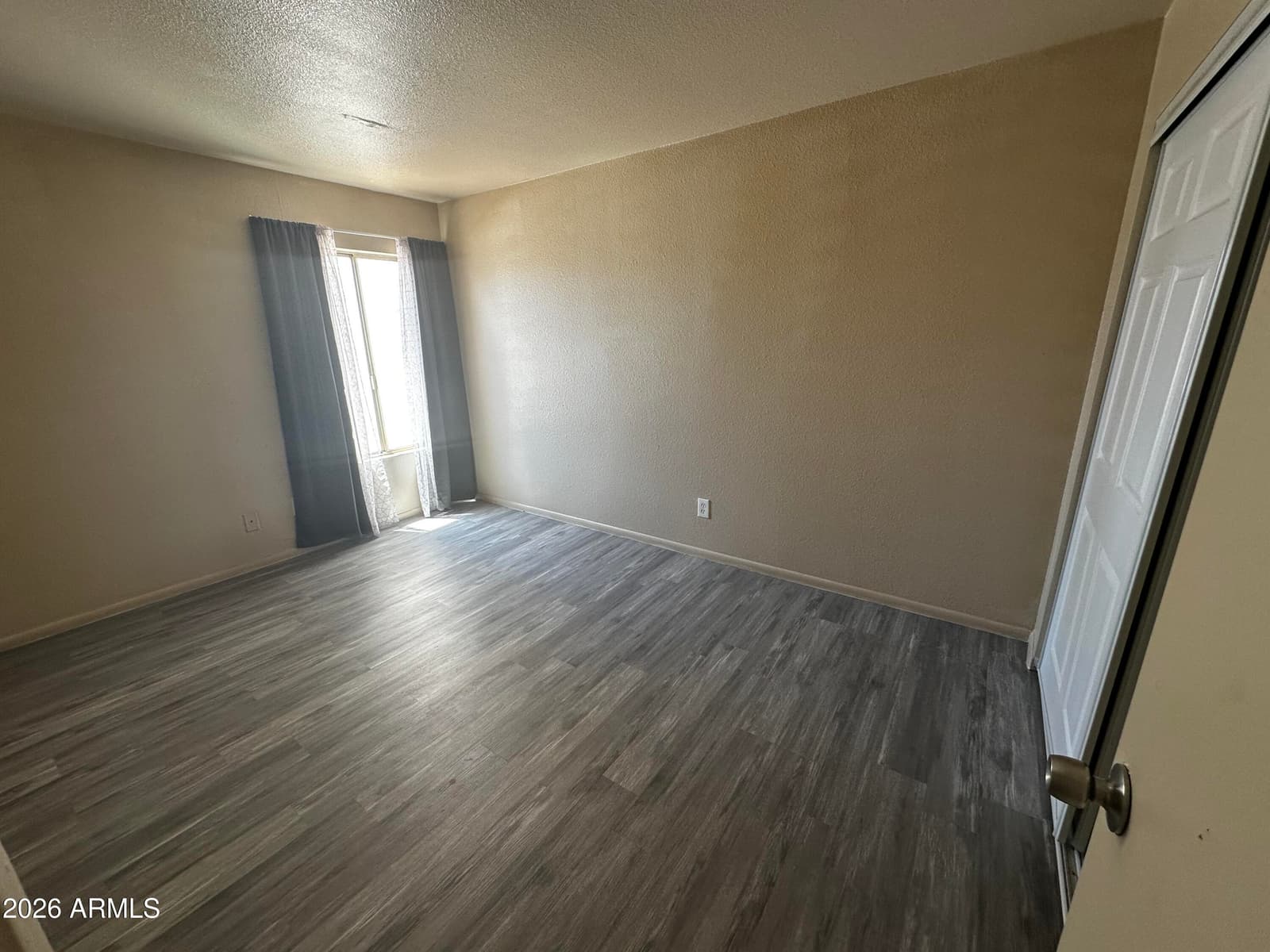 3840 N 43rd Avenue 7, Phoenix, AZ 85031 — photo 14 of 16