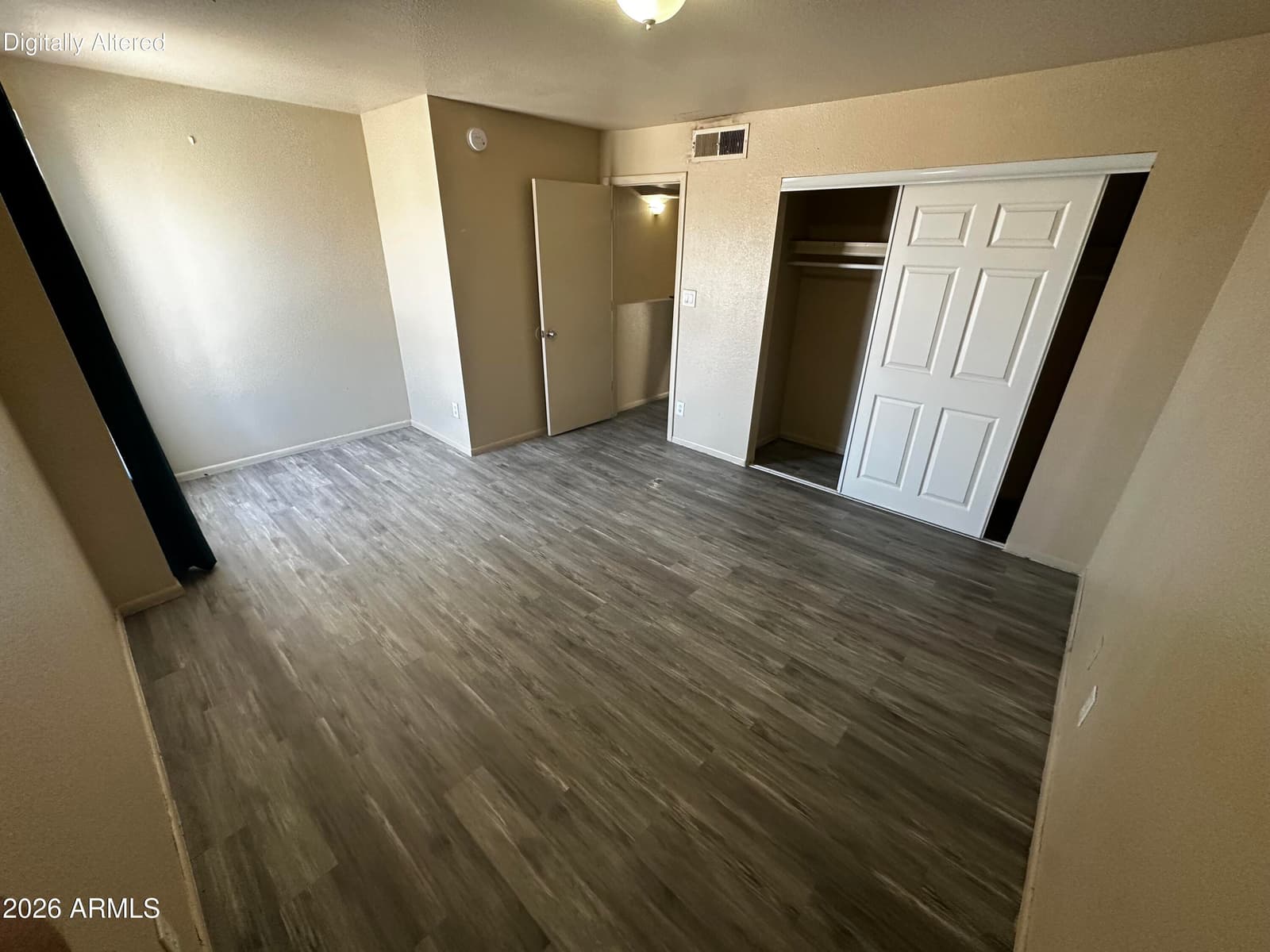 3840 N 43rd Avenue 7, Phoenix, AZ 85031 — photo 2 of 16