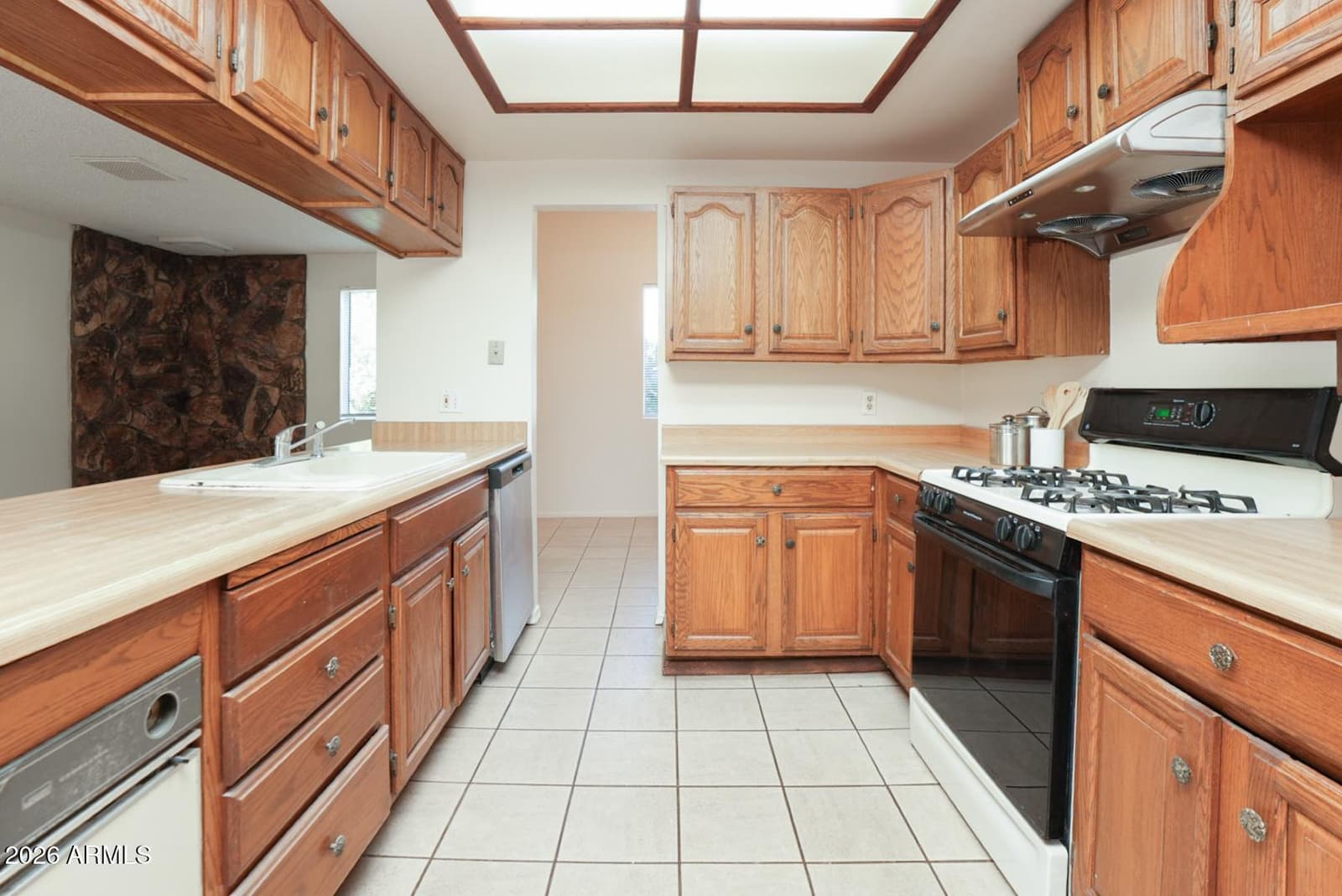 450 Harmony Drive, Sedona, AZ 86336 — photo 10 of 39