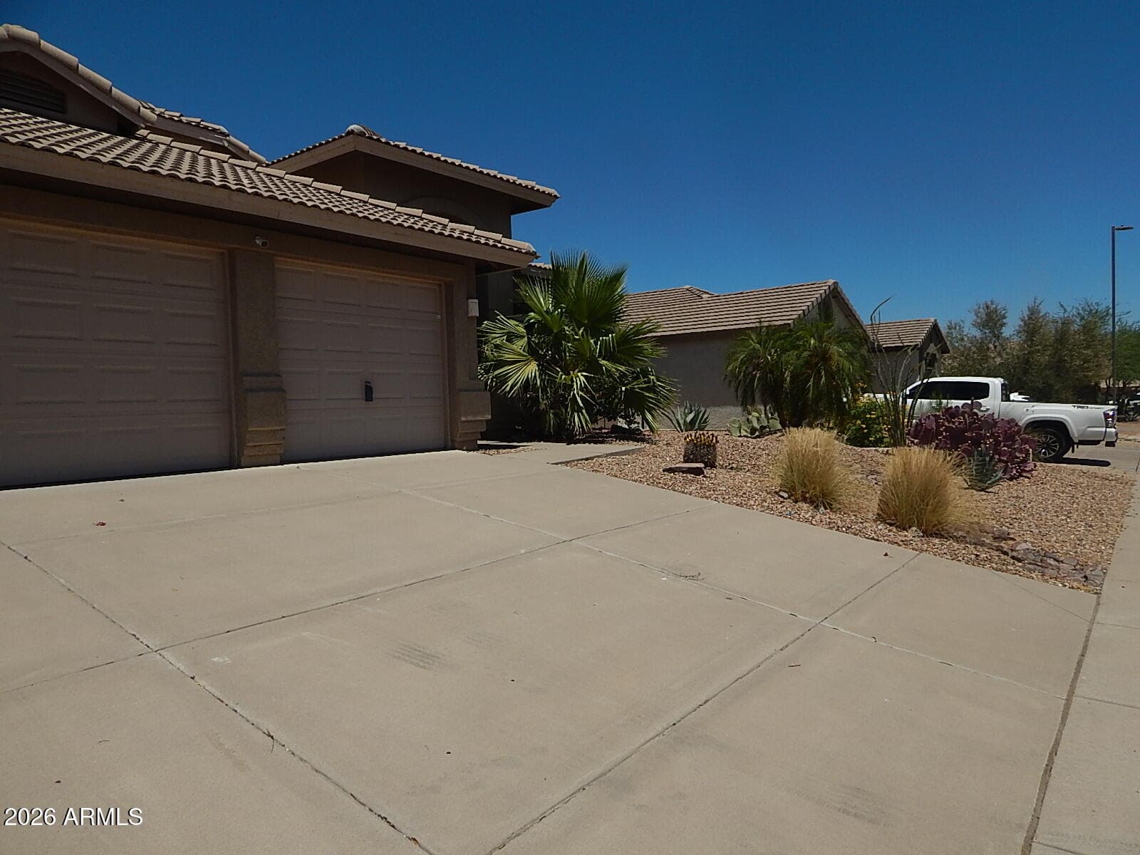 11424 S Obispo Drive, Goodyear, AZ 85338 — photo 3 of 17