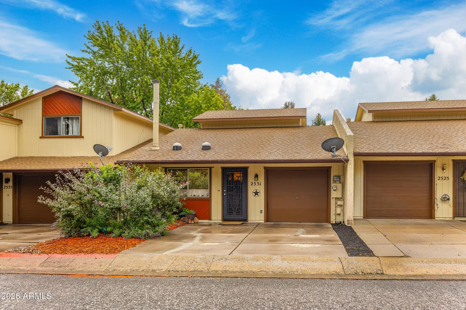 2531 E Jeffrey Loop, Flagstaff, AZ 86004 — photo 1 of 18