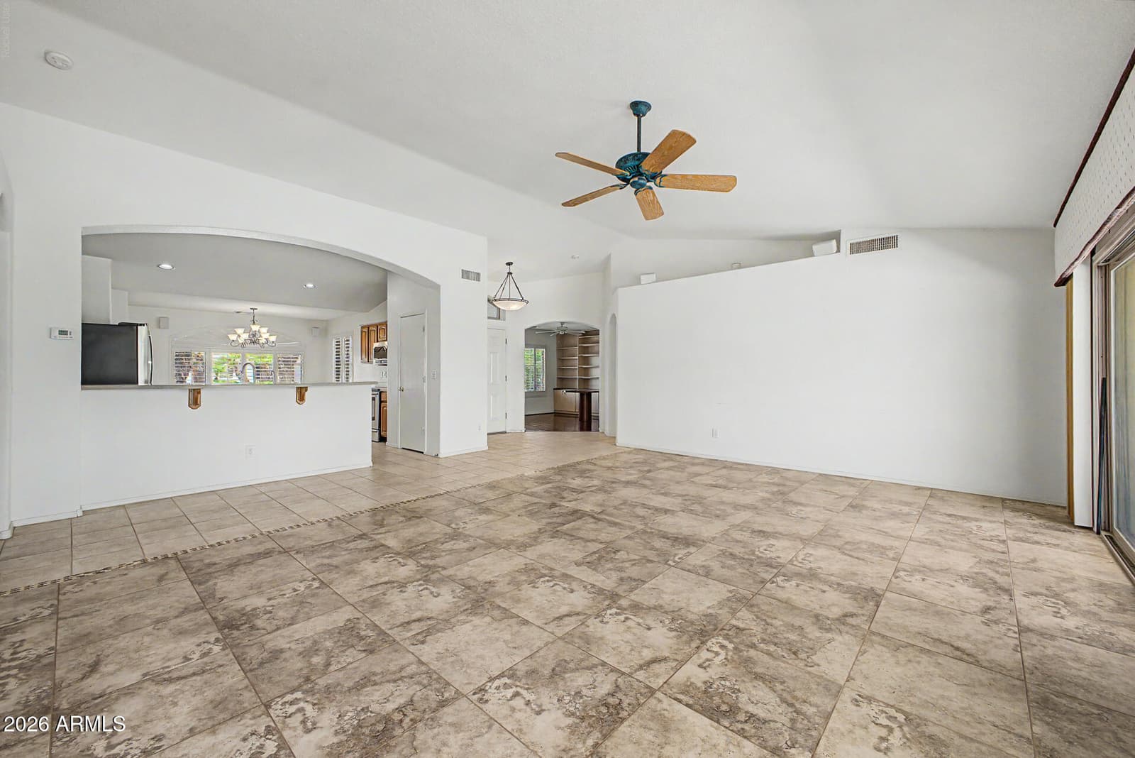 24657 S Desert Trail Drive, Sun Lakes, AZ 85248 — photo 5 of 39