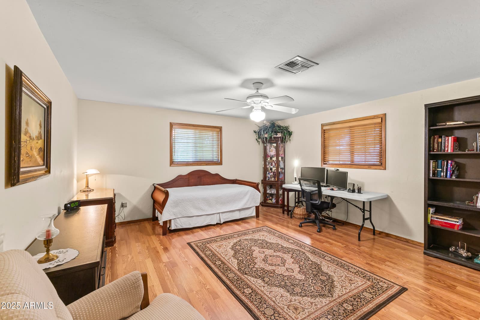 2047 W Cambridge Avenue, Phoenix, AZ 85009 — photo 33 of 54
