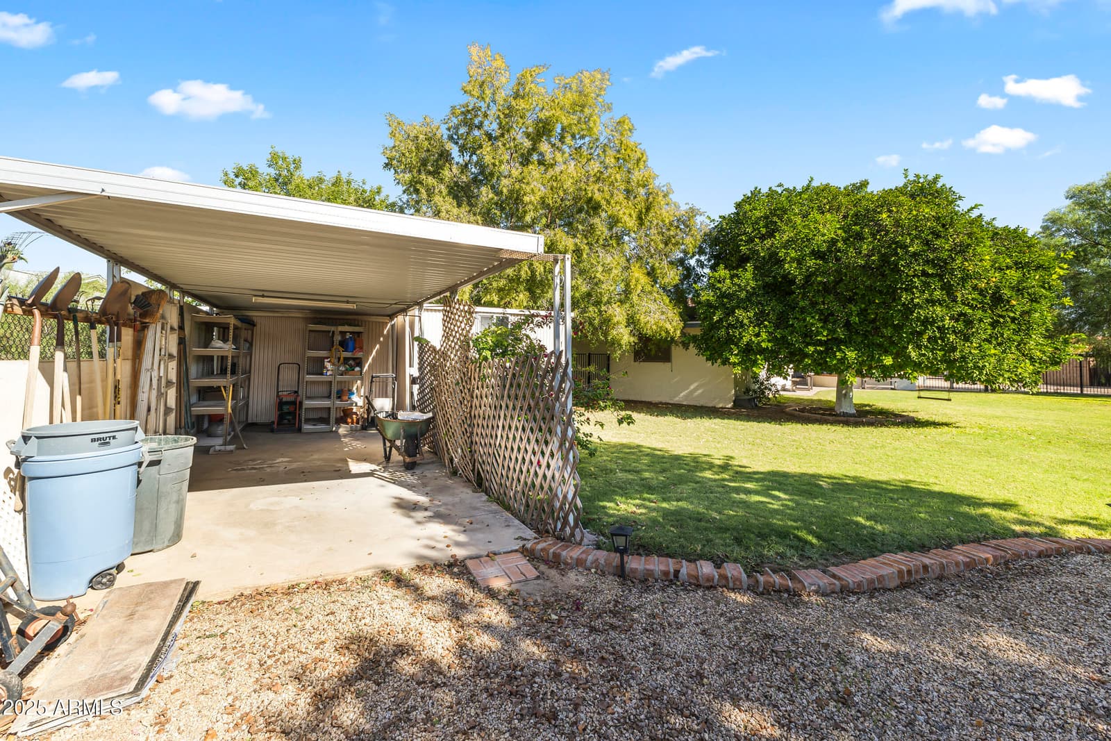 2047 W Cambridge Avenue, Phoenix, AZ 85009 — photo 42 of 54