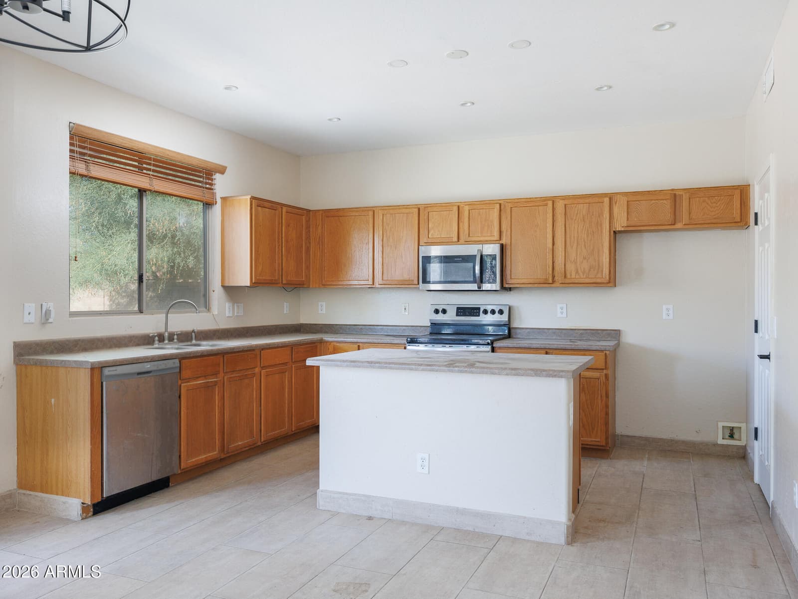 1359 E 11th Street, Casa Grande, AZ 85122 — photo 15 of 53