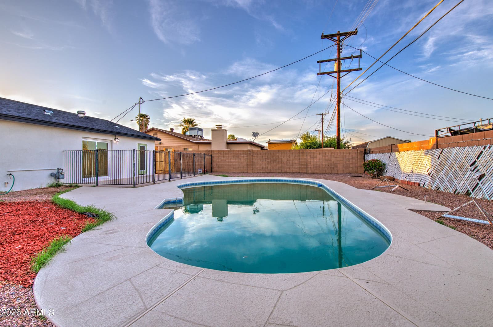 5613 N 63rd Drive, Glendale, AZ 85301 — photo 47 of 48